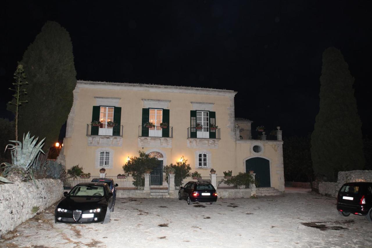 Agriturismo Baglio Calanchi Модика Экстерьер фото